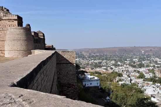 Chanderi Fort