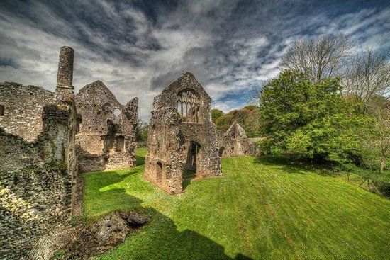 Lamphey Bishop's Palace