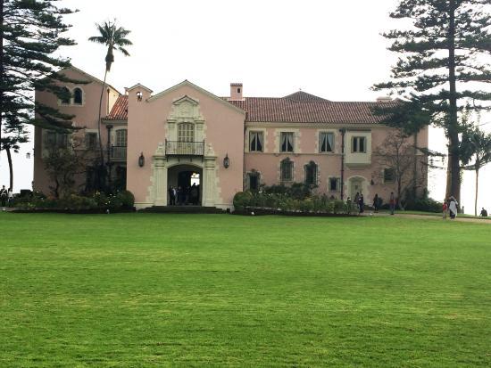 Palace of Cerro Castillo