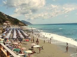 Spiaggia Libera Deiva Marina