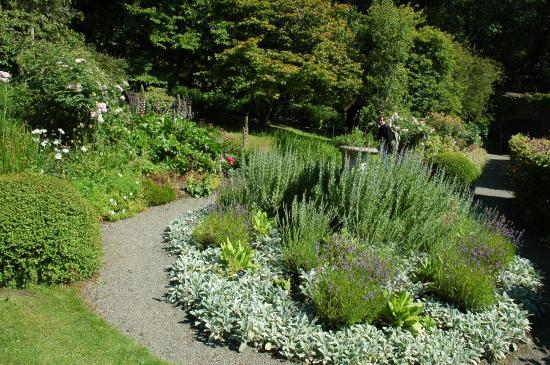 Colby Woodland Garden