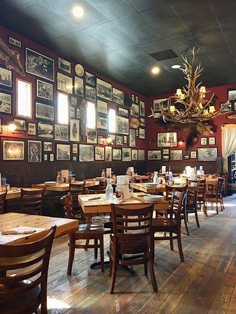 Prospectors Pizzeria and Alehouse