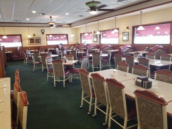 Watseka Family Table Restaurant
