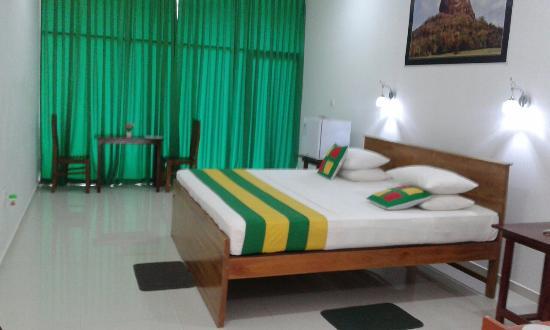 ACME Seafood Restaurant