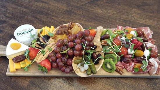 Cora's Breakfast & Lunch