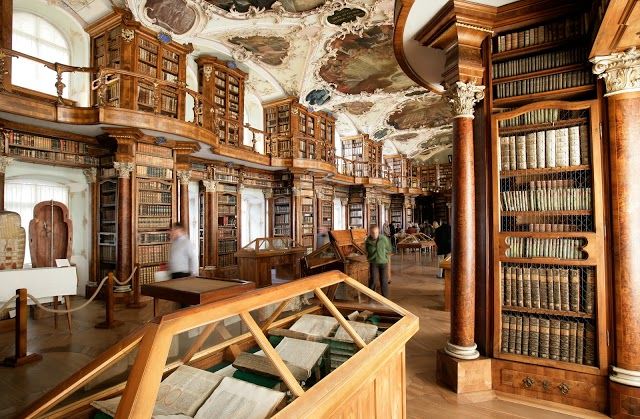 Stiftsbibliothek