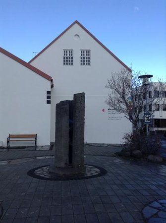 Hafnarborg The Hafnarfjordur Centre of Culture and Fine Art