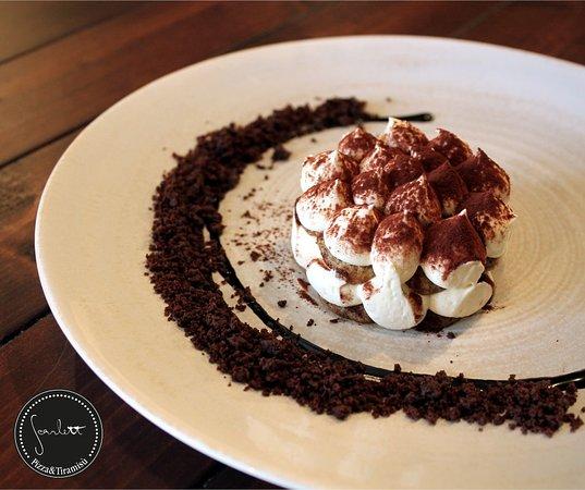 Scarlett Food & Pizza