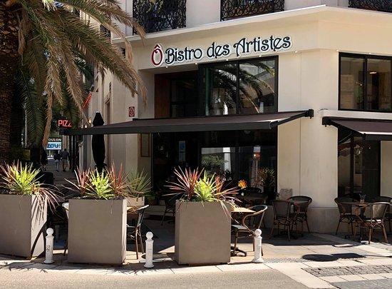 O Bistro Des Artistes