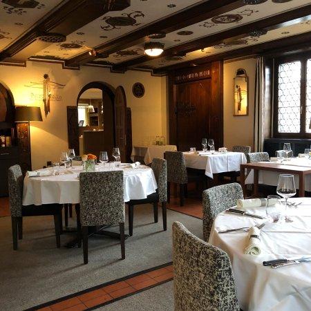 Gasthaus Tells Hohle Gasse