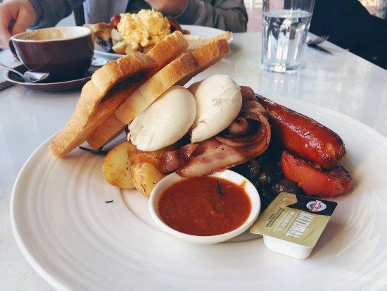 Sierra at the Viaduct