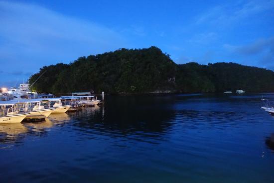 Bottom Time Bar & Grill