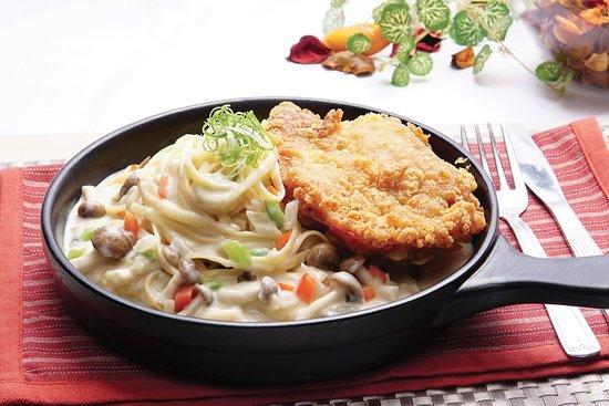 Streats Hong Kong Cafe