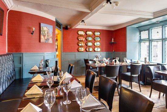 Rugantino Restaurant