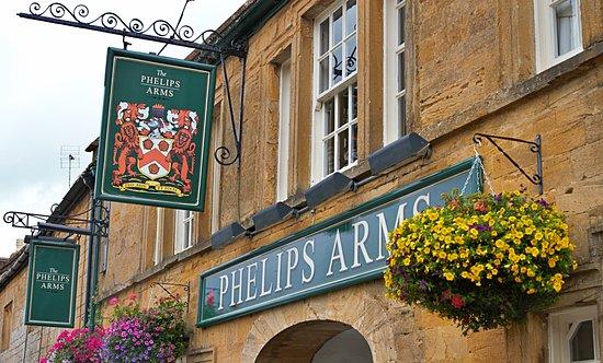 The Phelips Arms Pub