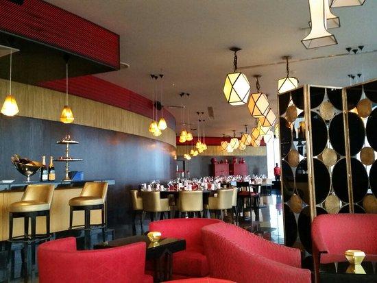 Red Chinese Restaurant and Lounge