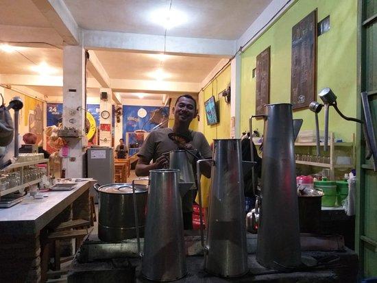 Warung Kopi Kong Djie