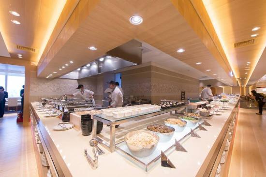 Hi Lia in Taichung Sogo