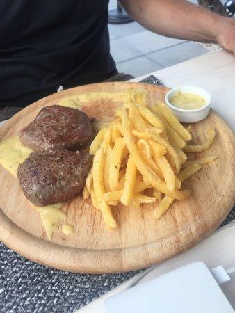 Casa Bianca Restaurant