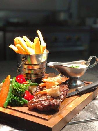 Barrel and Cruse Bistro