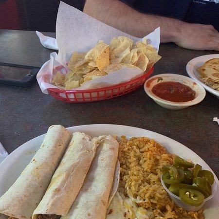 El Amigo Mexican Restaurant