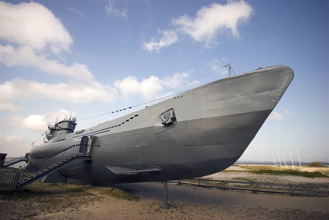 German submarine U-995