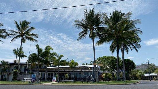 Cardwell Beachcomber Restaurant