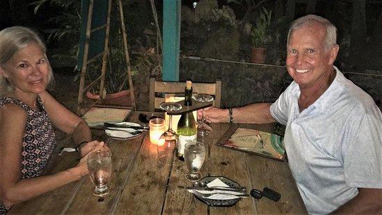 LALA Art Gallery & Cafe