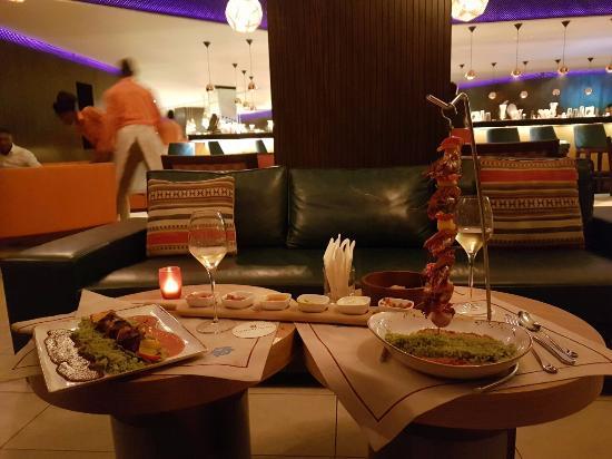 Crossroads Restaurant & Bar