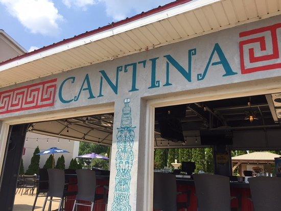 Harbor House Bar & Grill