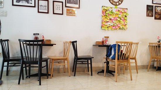 Banh Mi Hoi An Xinh Xich