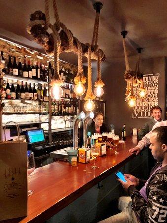 Vinos y Tapas El Bendito