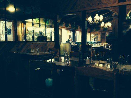 Lalo's Restaurant and Lounge