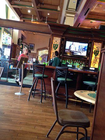 McGills Pint & Platter