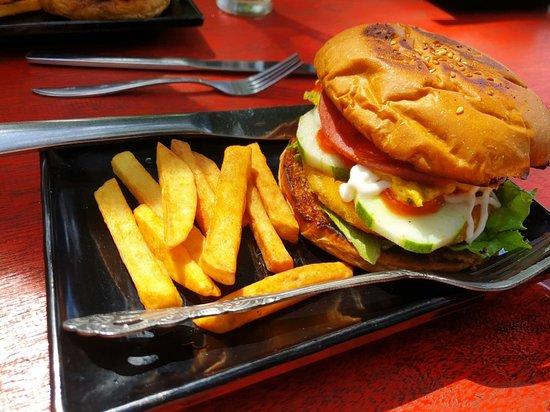 Nasaka Coffee & Resto