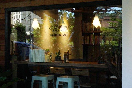 Lighten Cafe