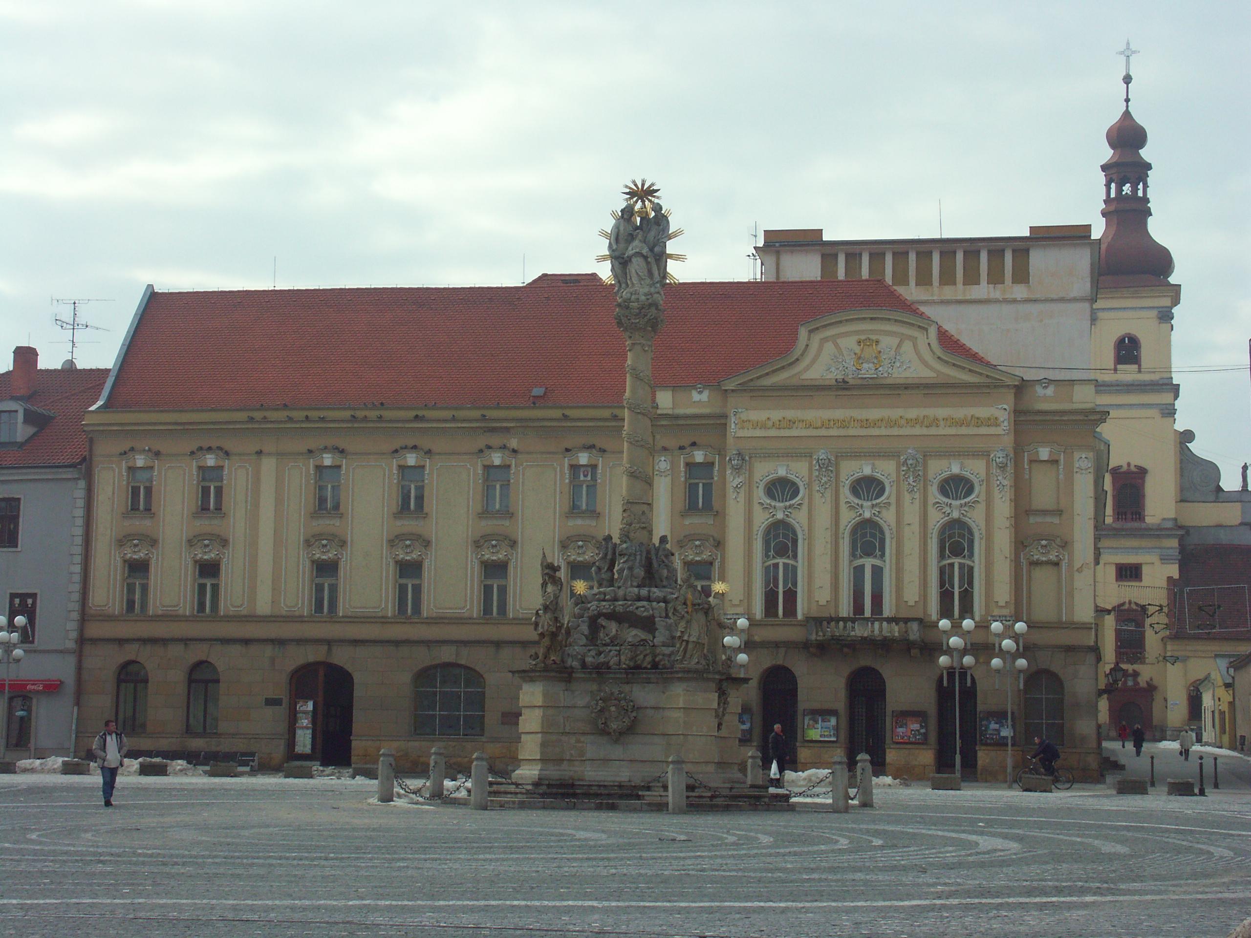 Divadlo Jana Palarika