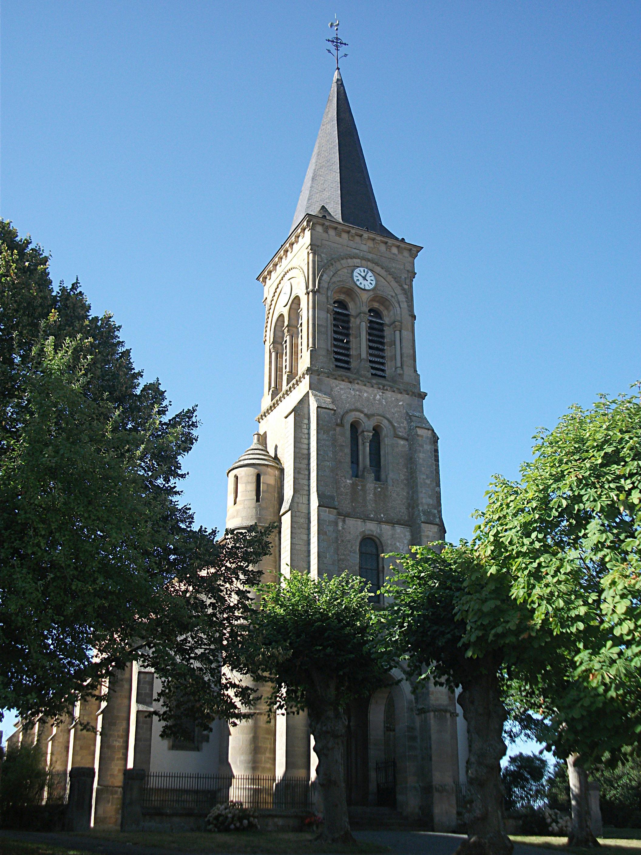 Eglise Saint-Barnabe de Saint-Aubin-le-Monial