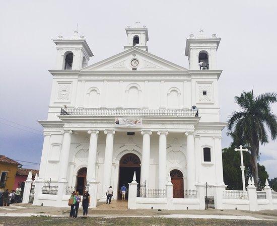 Suchitoto Central Park
