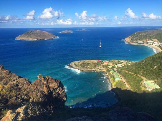 Colombier Beach Trail