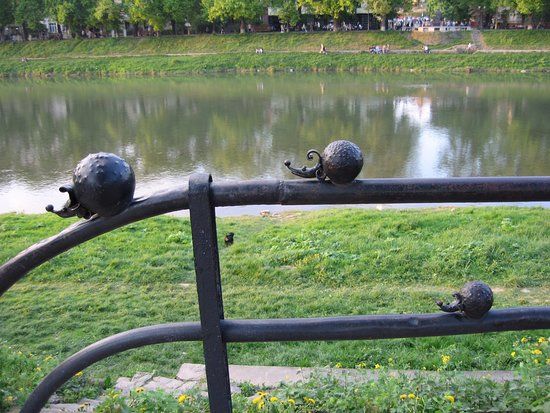 Hedgehog Family Mini-Sculptures