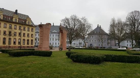 Kaiserslautern Synagogue Monument