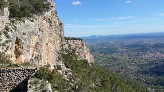 Castell d Alaro