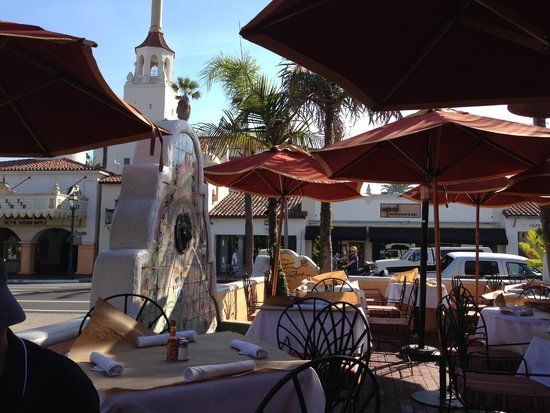 Carlitos Cafe y Cantina