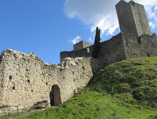 Romena Castle