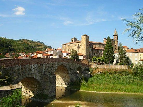 Castello di Monastero Bormida