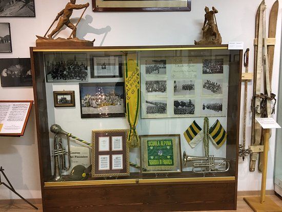 Museo Della Scuola Alpina Della Guardia Di Finanza