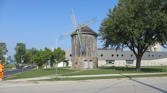 Sandwich Windmill at Mill Park
