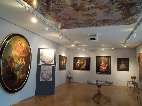 Museum in the Green House