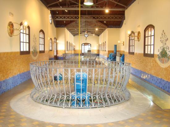 Casa de les Aigues de Montcada i Reixac